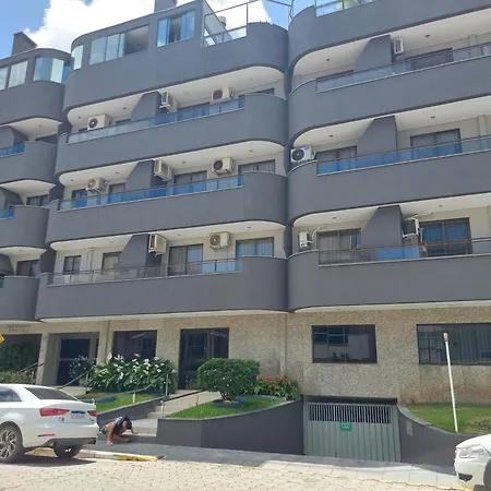 Apartamento 100metros do Mar 2 quartos-3